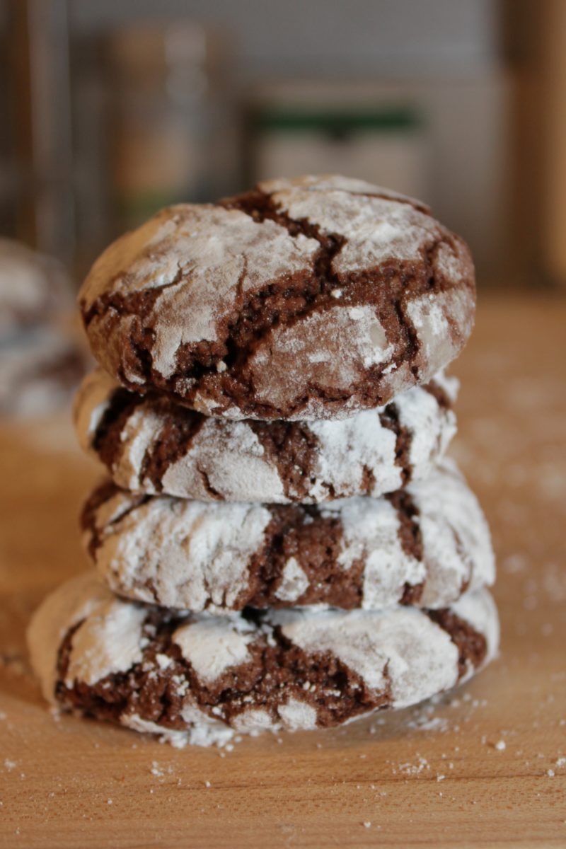 Chocolate Crinkles! Easier than they look, perfect for gifting or munching | BearandBugEats.com