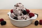 No-Churn Red Wine Ice Cream is the boozy dessert recipe you've been waiting for! 5 ingredients makes an easy, impressive dessert for a dinner party or for ladies' night in! | ice cream recipes | wine recipes | BearandBugEats.com
