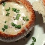 Creamiest No-Cream Potato Soup! Made creamy by blending potatoes, this soup gets a boost of flavor from smoky bacon and fresh chives | soup recipes | BearandBugEats.com